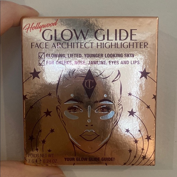 Charlotte Tilbury Gold Highlighter Makeup- Shade Champagne Glow- Full Size - Picture 1 of 2
